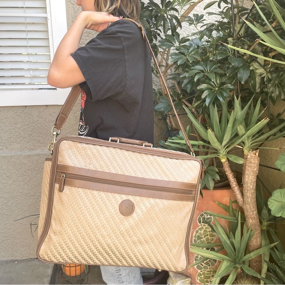 Vintage 70’s tan/gold Gucci canvas/leather travel bag